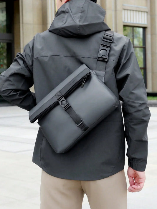 1pc Black PU Leather Simple Fashion Casual Sports Messenger Bag For Men, Solid Color Stylish Crossbody Bag, Commuter Bag, School Backpack For University Students, Multi-Functional, Water Resistant, Large Capacity, Lightweight, Adjustable Strap, Can Fit Ph - KHOY